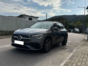 2020 Benz GLA200