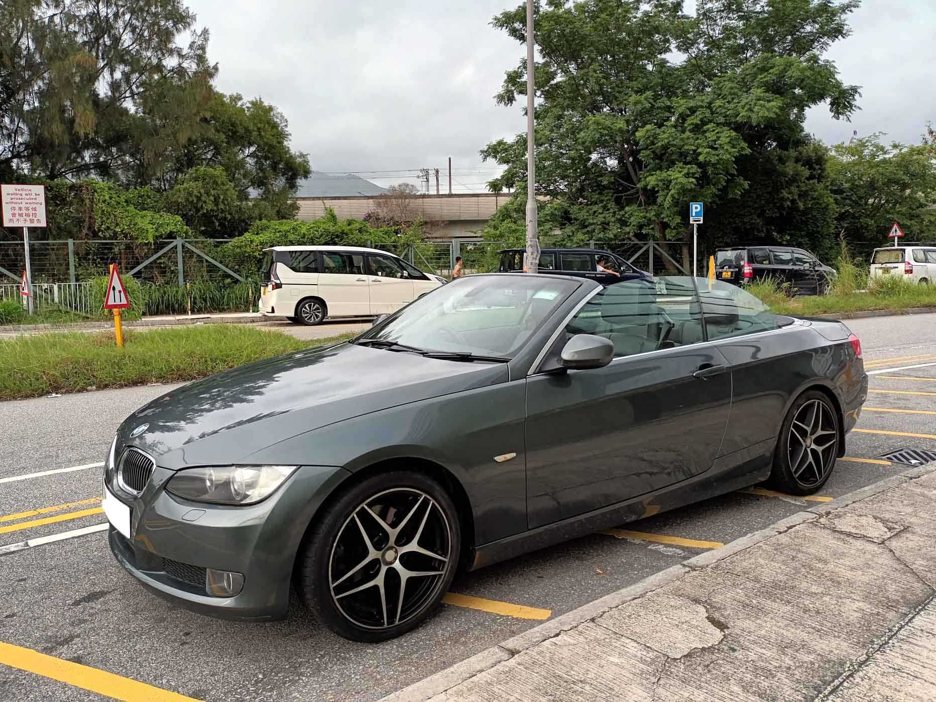 Read more about the article 2010 BMW 325i Cabrio